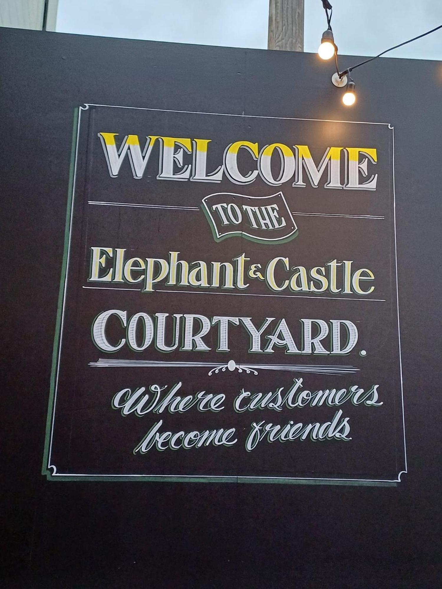 Elephant And Castle Wakefield Exteriér fotografie